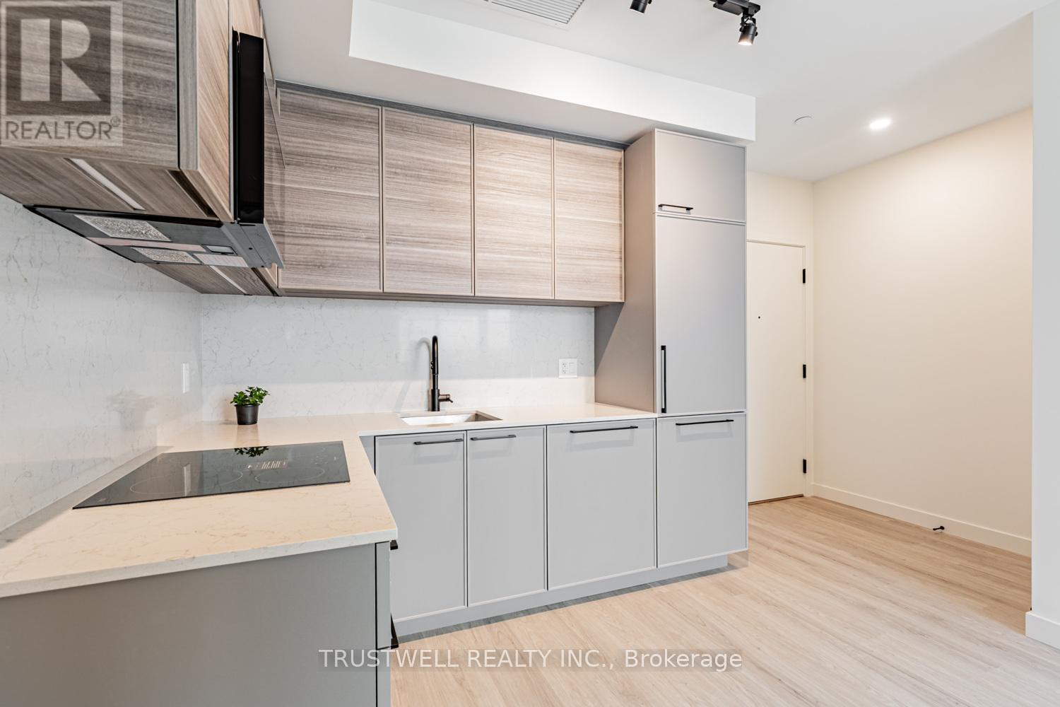 1507 - 1050 Eastern Avenue, Toronto, Ontario  M4L 0B7 - Photo 5 - E12553372