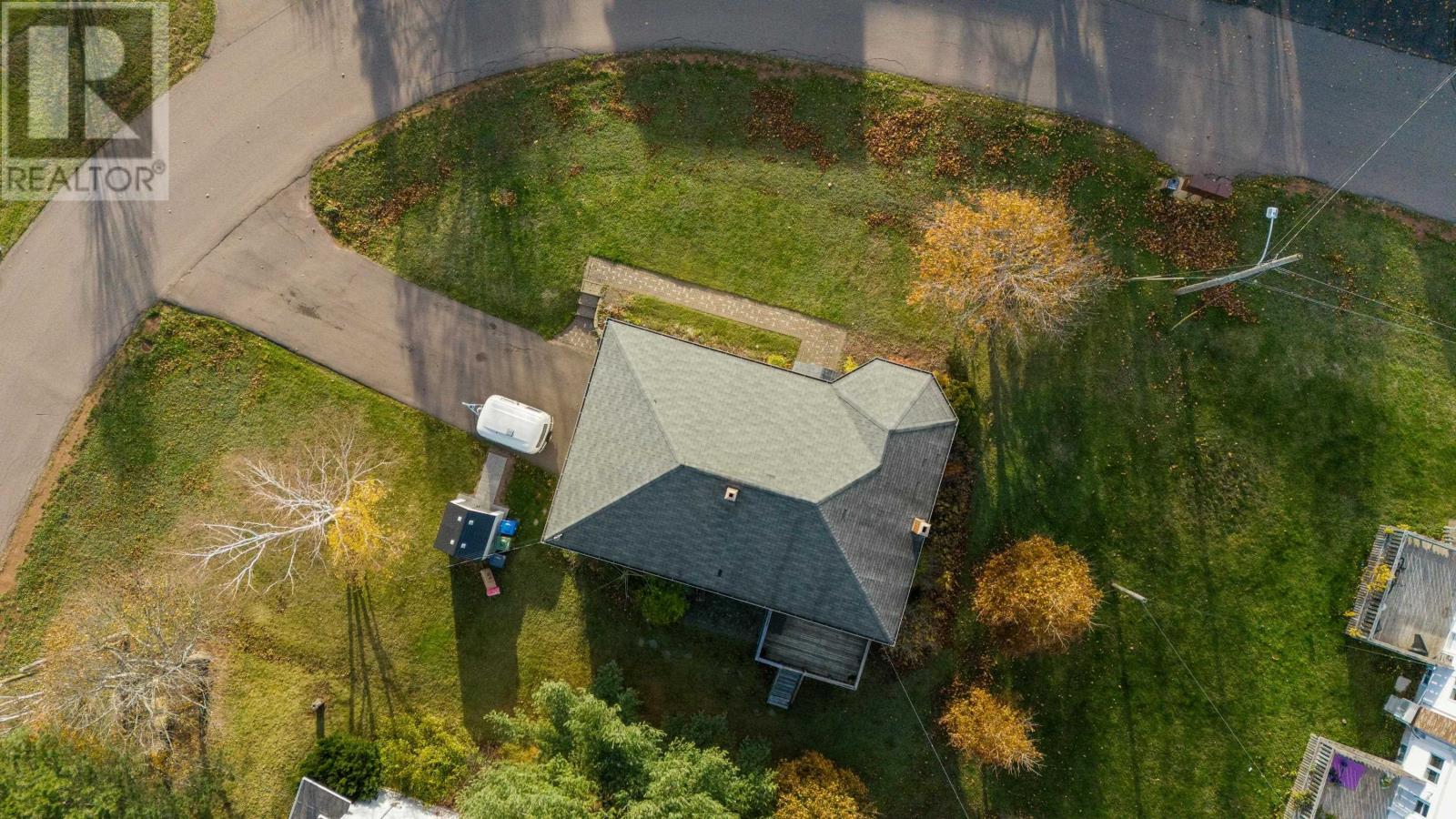 20 Lori-Dale Avenue, Charlottetown, Prince Edward Island  C1E 1P1 - Photo 3 - 202528149