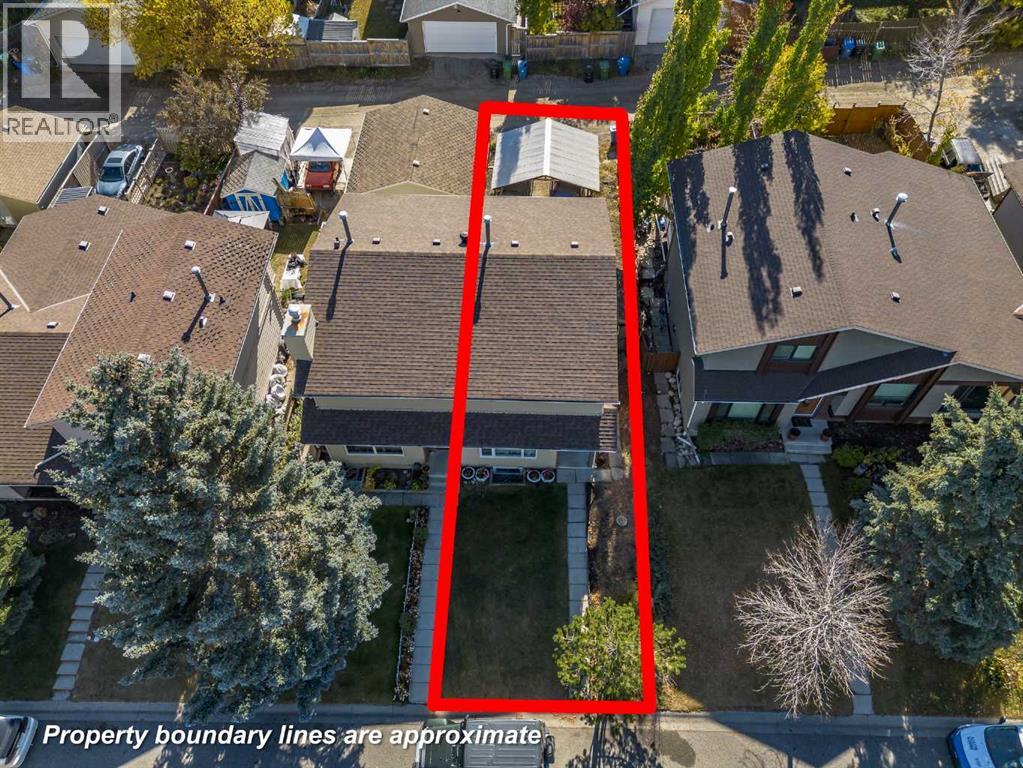 72 Strathcona Crescent, Calgary, Alberta  T3H 1L1 - Photo 3 - A2263280