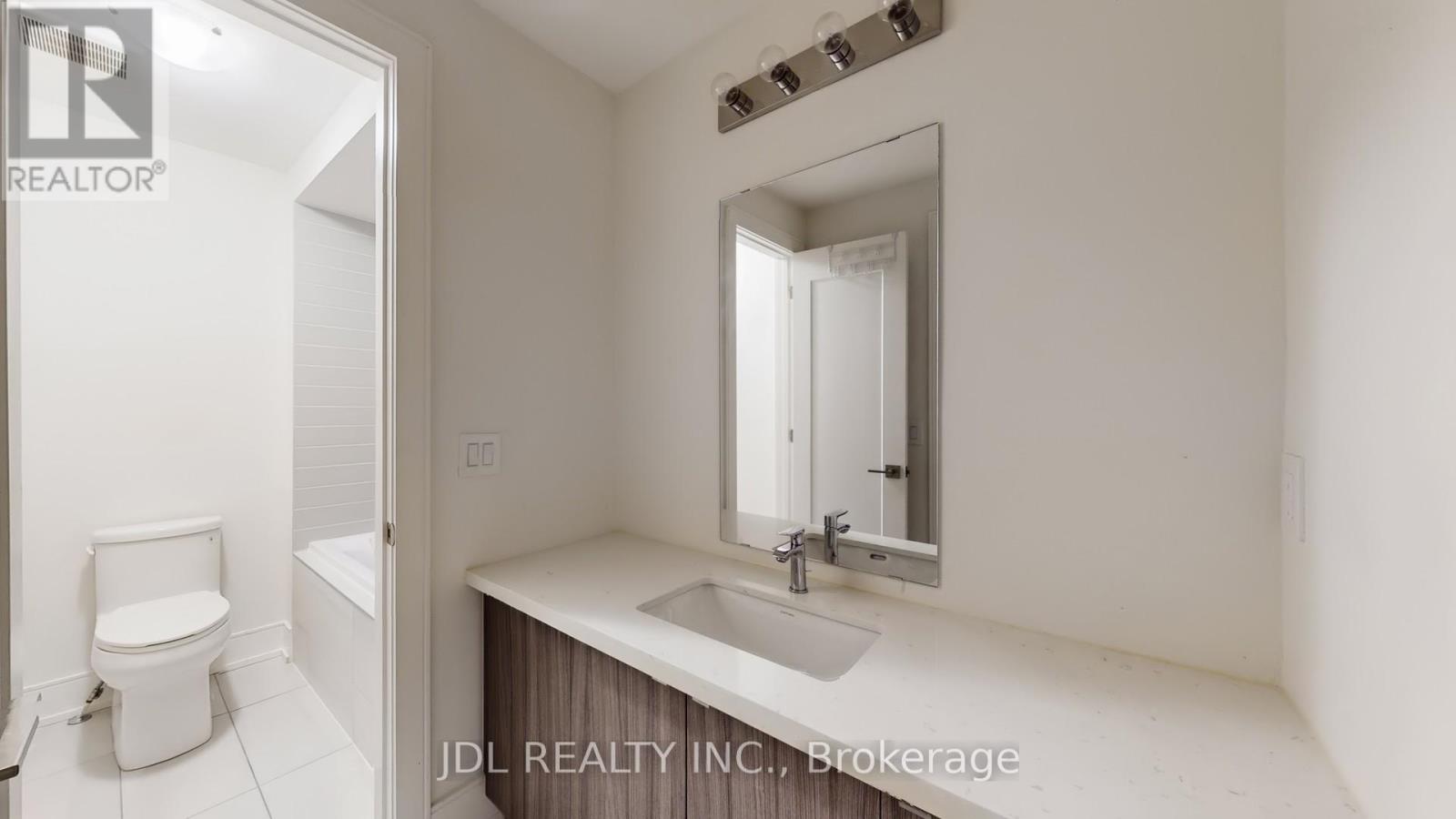 97 Milky Way Drive, Richmond Hill, Ontario  L4C 4M8 - Photo 19 - N12553302