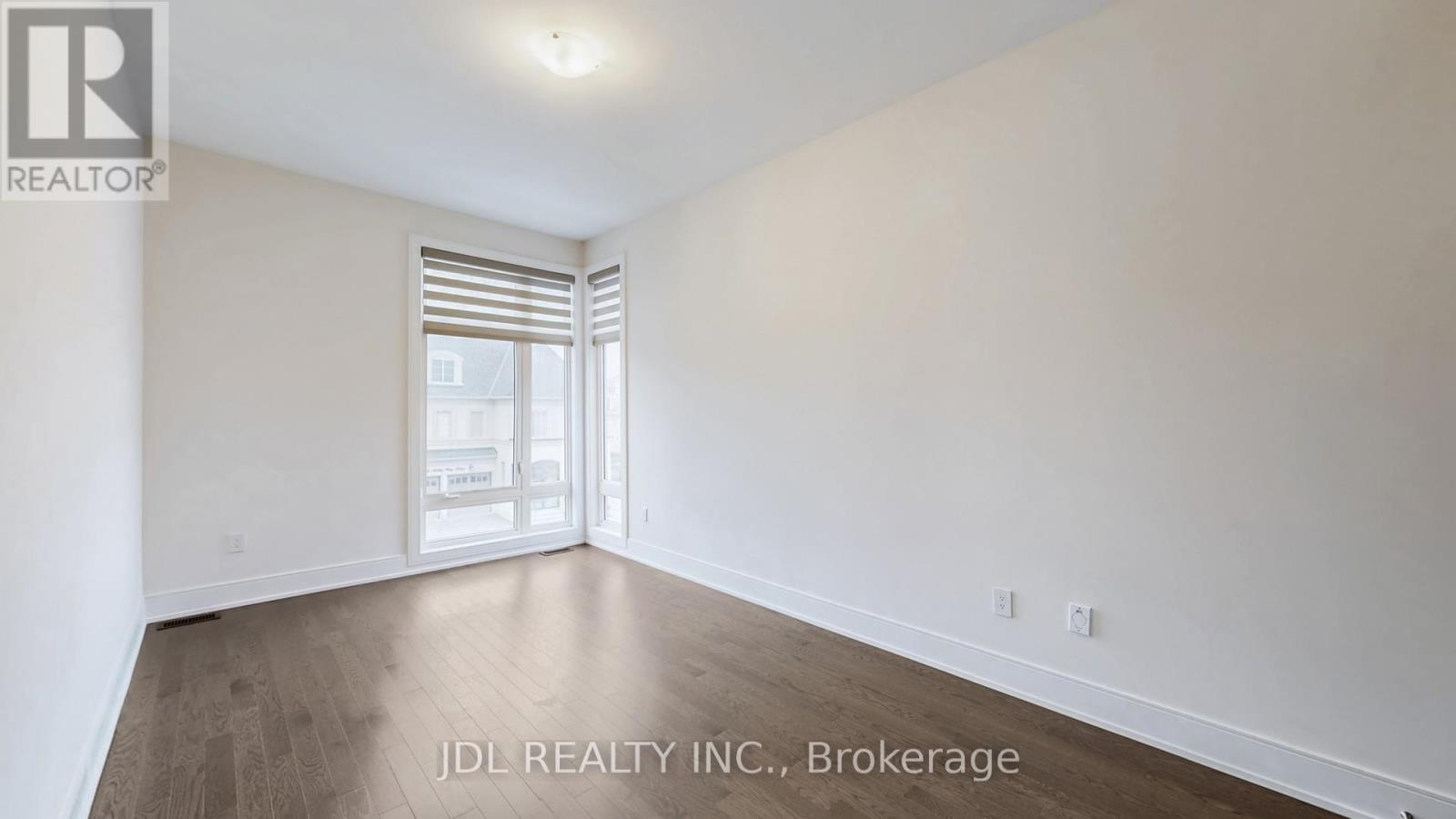 97 Milky Way Drive, Richmond Hill, Ontario  L4C 4M8 - Photo 21 - N12553302