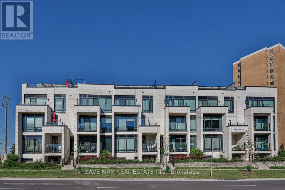 422 - 130 Widdicombe Hill Boulevard, Toronto, Ontario  M9R 4A6 - Photo 4 - W12553322