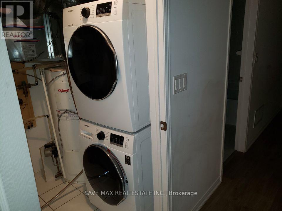 422 - 130 Widdicombe Hill Boulevard, Toronto, Ontario  M9R 4A6 - Photo 5 - W12553322