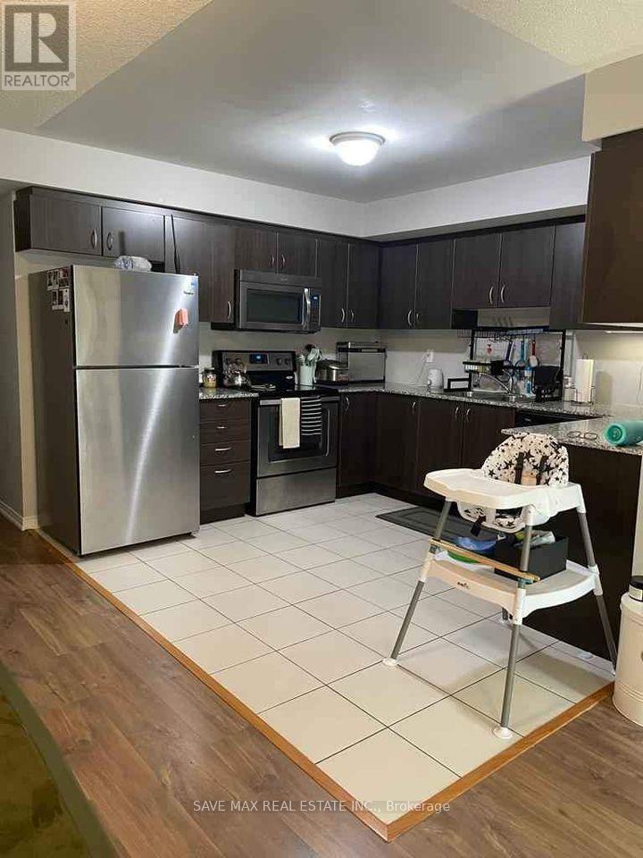 422 - 130 Widdicombe Hill Boulevard, Toronto, Ontario  M9R 4A6 - Photo 9 - W12553322