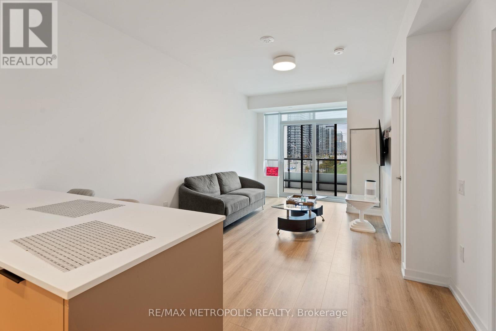 518 - 2485 Eglinton Avenue, Mississauga, Ontario  L5M 2T1 - Photo 2 - W12553332