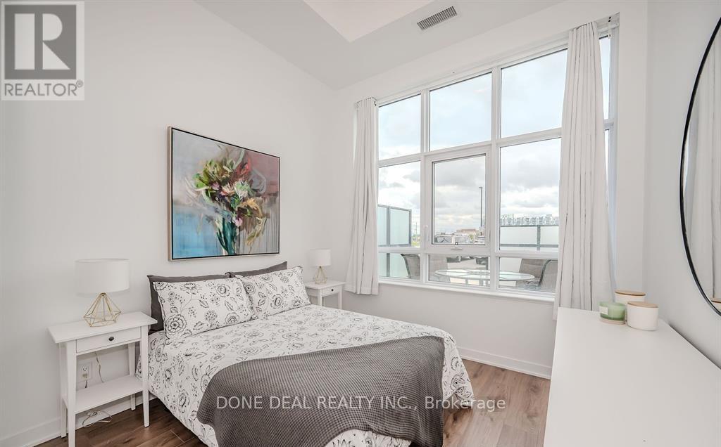 103 - 405 Dundas Street W, Oakville, Ontario  L6M 5P9 - Photo 15 - W12553344