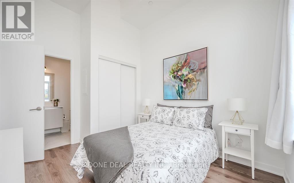 103 - 405 Dundas Street W, Oakville, Ontario  L6M 5P9 - Photo 16 - W12553344