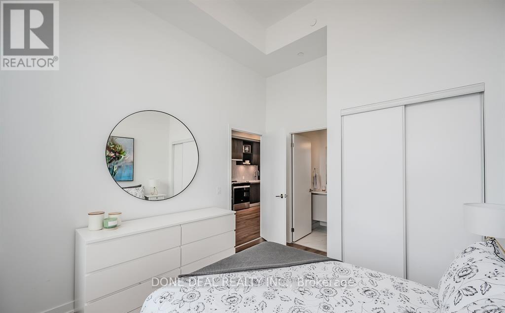 103 - 405 Dundas Street W, Oakville, Ontario  L6M 5P9 - Photo 17 - W12553344