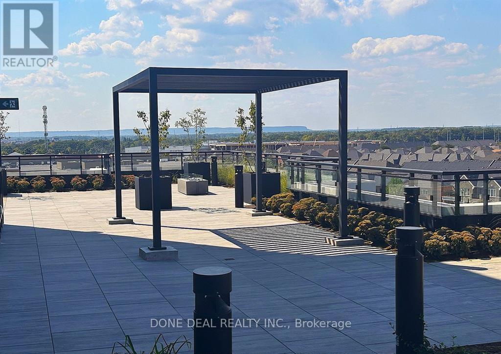 103 - 405 Dundas Street W, Oakville, Ontario  L6M 5P9 - Photo 37 - W12553344