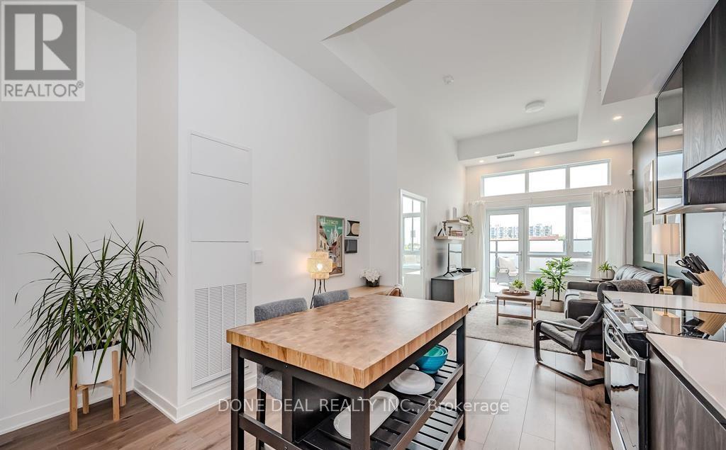 103 - 405 Dundas Street W, Oakville, Ontario  L6M 5P9 - Photo 6 - W12553344