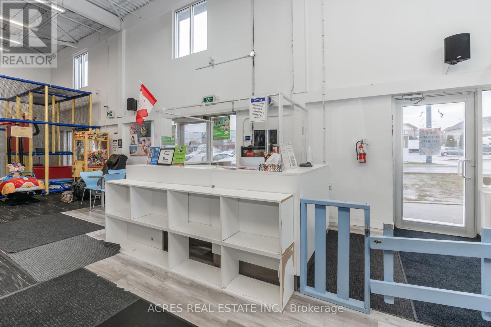 Building A - 12250 Kennedy Road S, Caledon, Ontario  L7C 2H1 - Photo 4 - W12553354