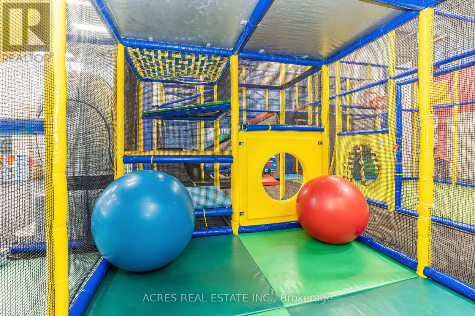 Building A - 12250 Kennedy Road S, Caledon, Ontario  L7C 2H1 - Photo 8 - W12553354