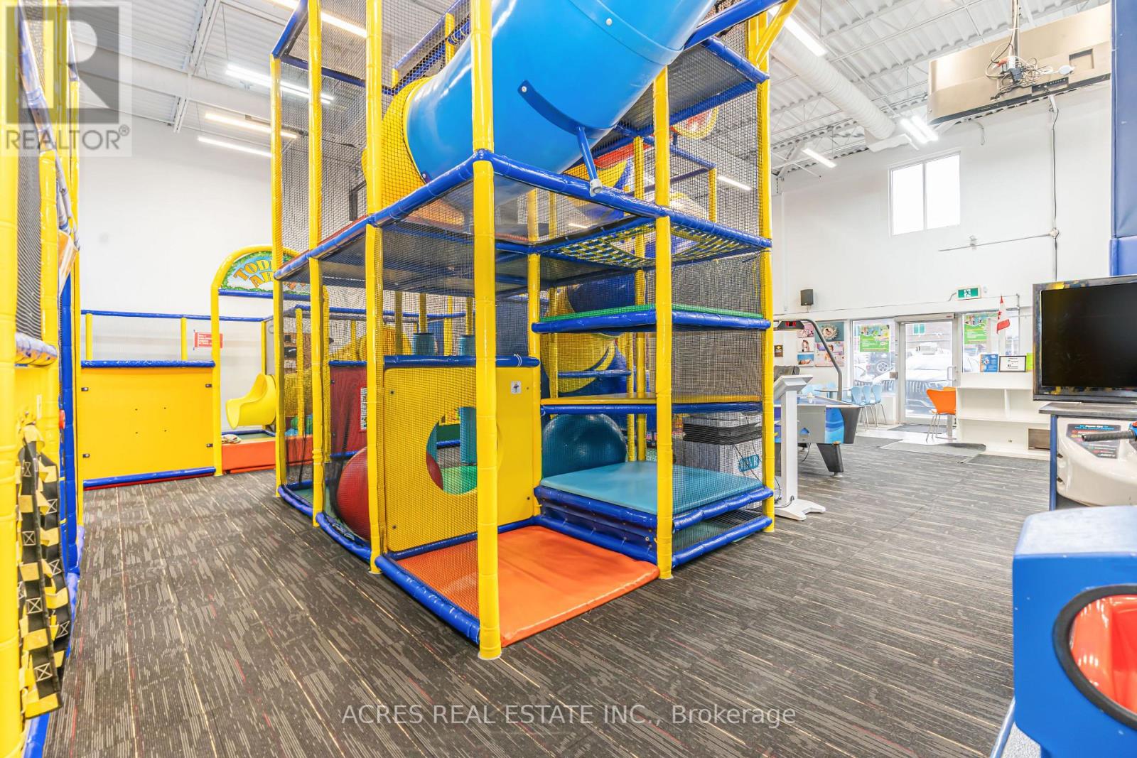 Building A - 12250 Kennedy Road S, Caledon, Ontario  L7C 2H1 - Photo 9 - W12553354