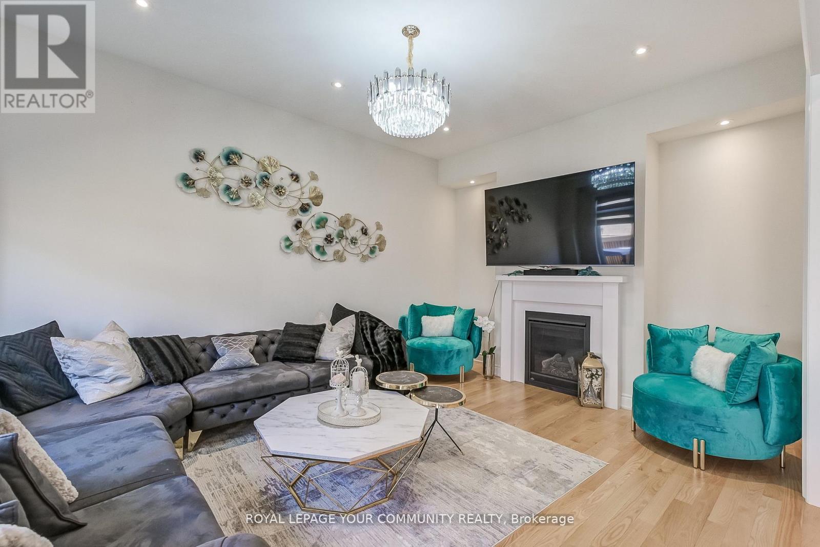 30 Marvin Avenue, Oakville, Ontario  L6H 0Z8 - Photo 10 - W12553378