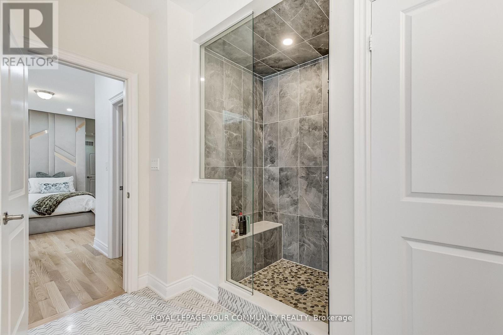 30 Marvin Avenue, Oakville, Ontario  L6H 0Z8 - Photo 18 - W12553378