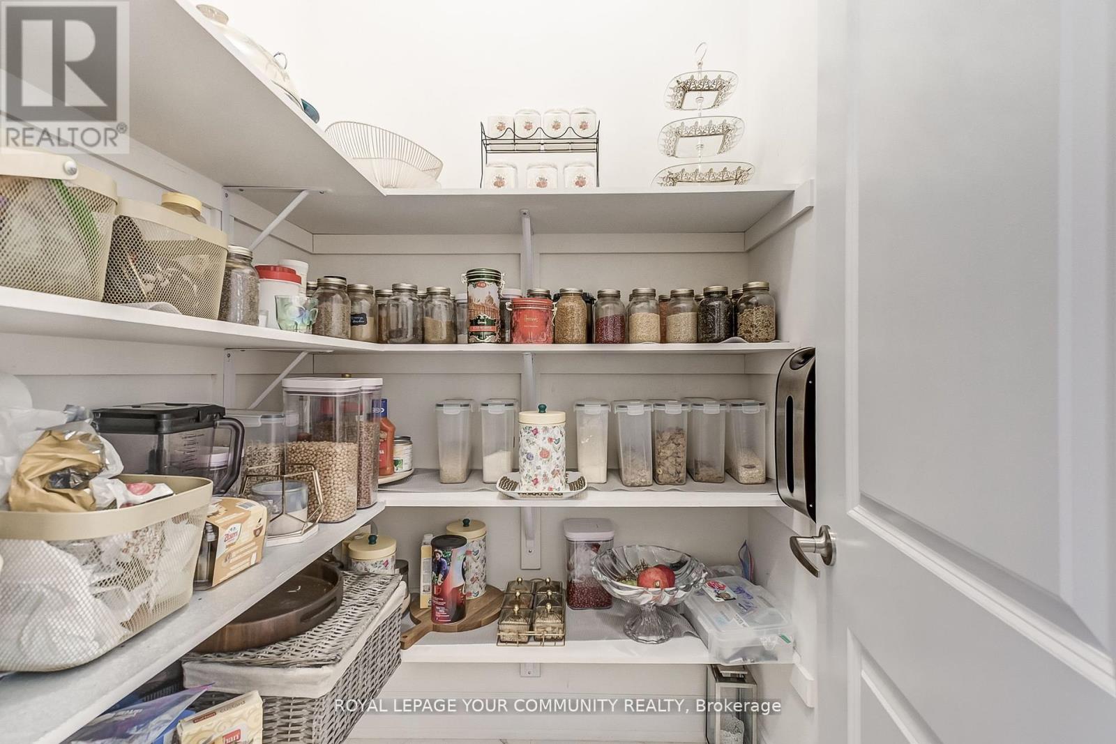 30 Marvin Avenue, Oakville, Ontario  L6H 0Z8 - Photo 6 - W12553378