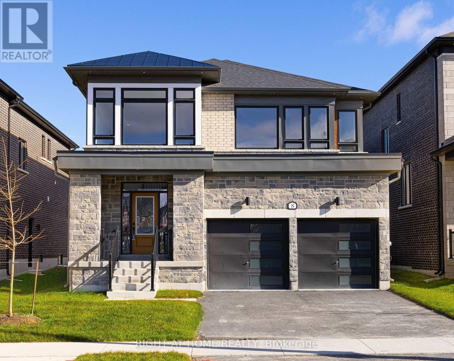 8 NICORT ROAD, Wasaga Beach, Ontario