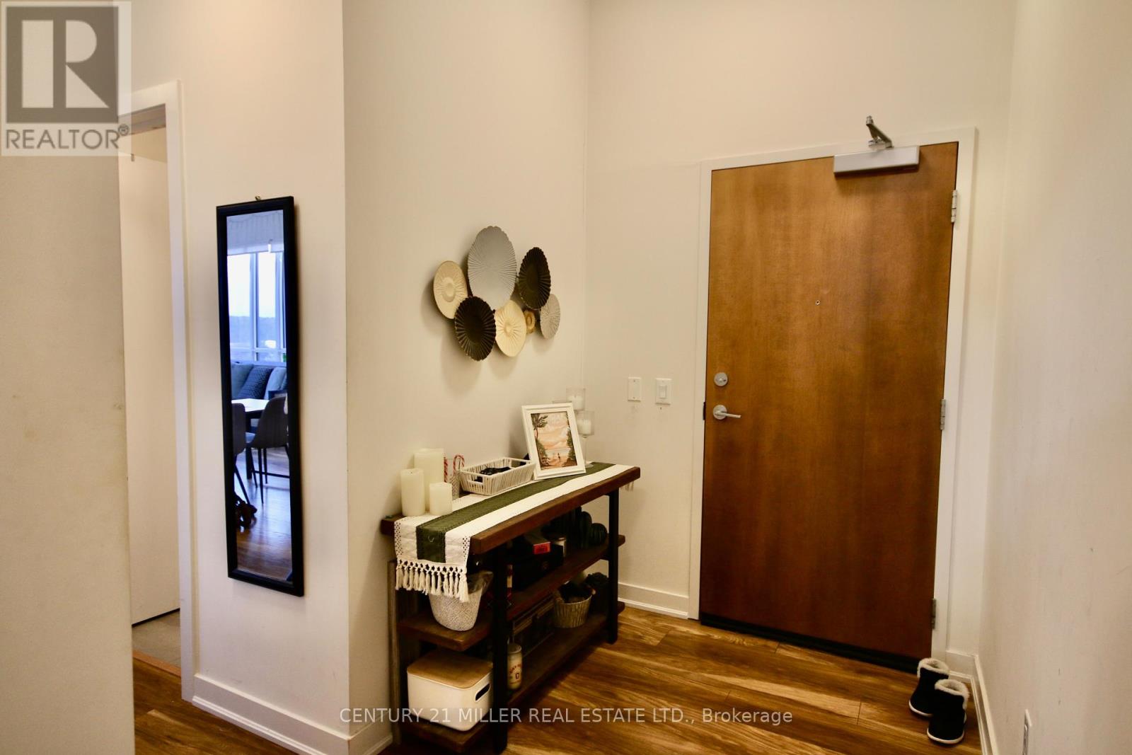 601 - 340 Plains Road E, Burlington, Ontario L7T 4H7 - Photo 7 - W12551766