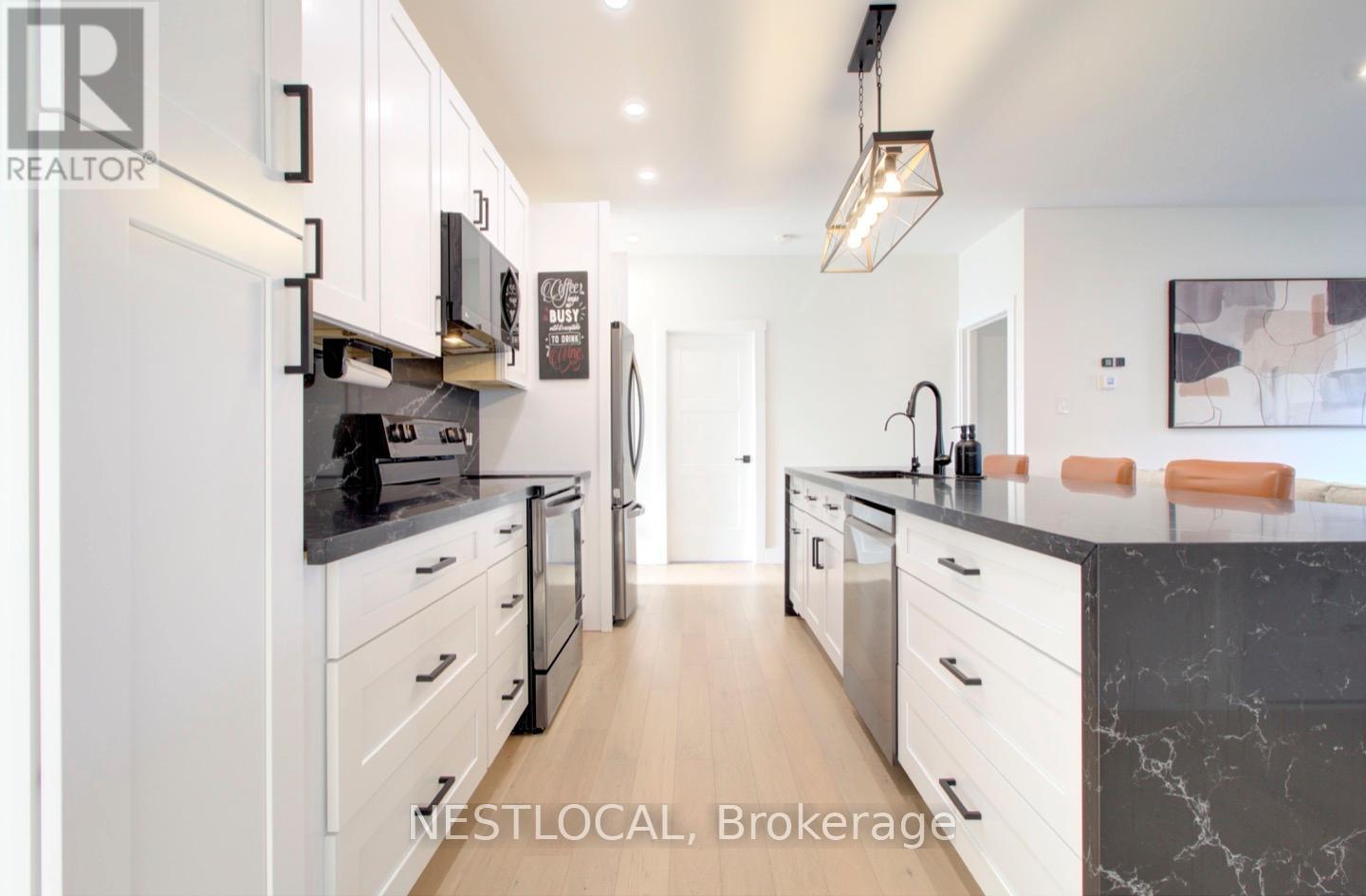 134 Aiken Street, Meaford, Ontario  N4L 1B3 - Photo 11 - X12553338