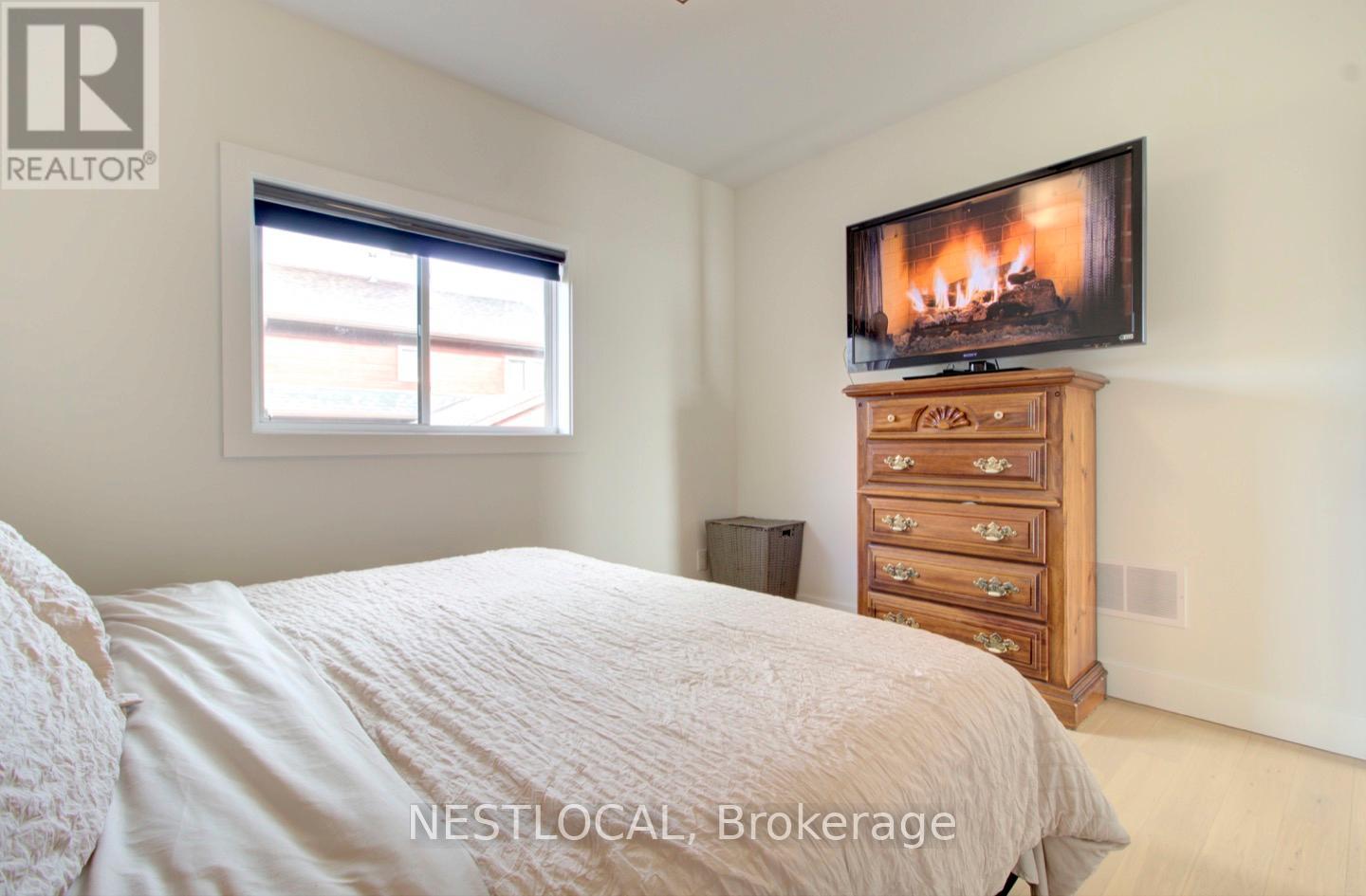 134 Aiken Street, Meaford, Ontario  N4L 1B3 - Photo 19 - X12553338