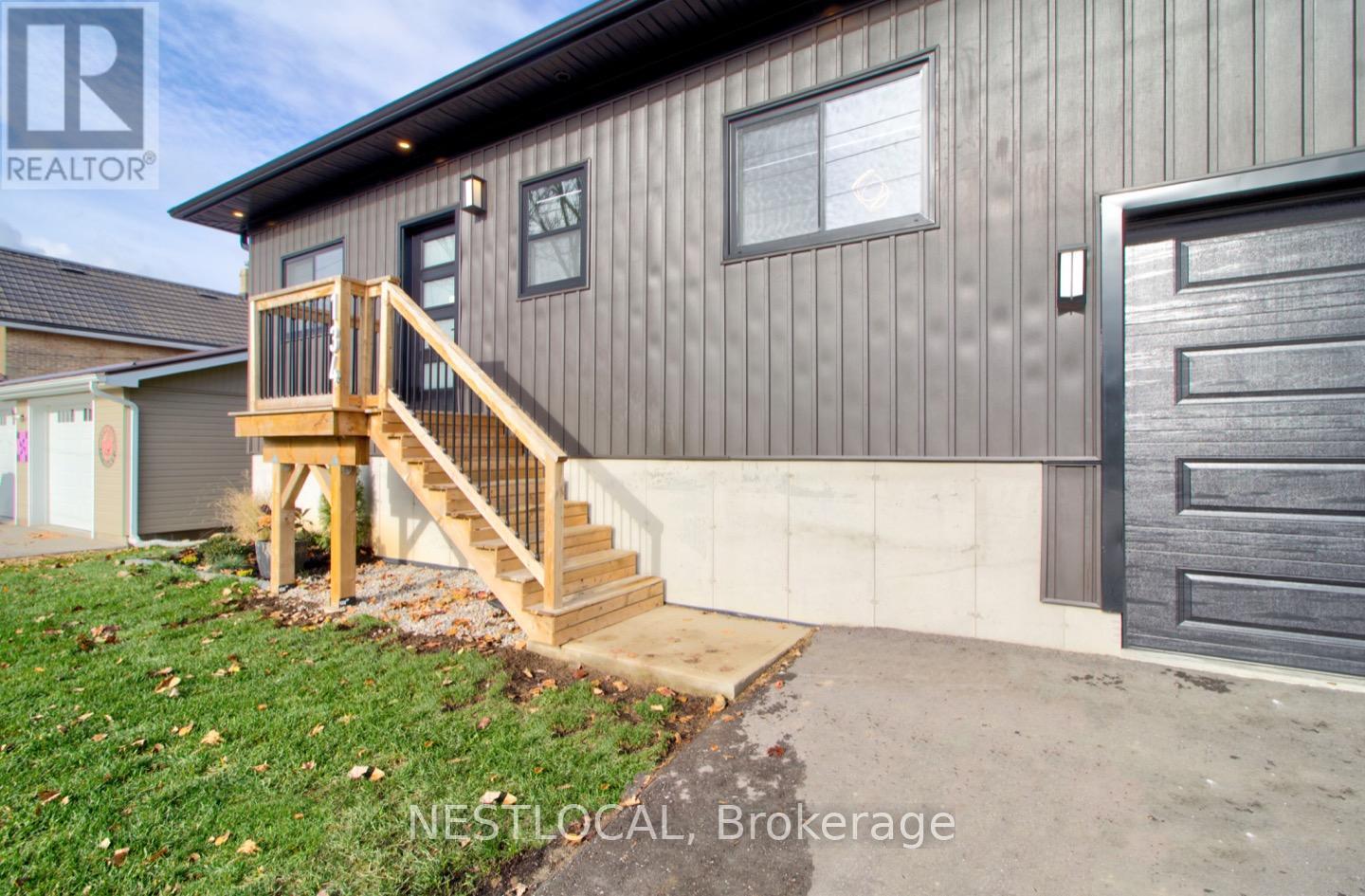 134 Aiken Street, Meaford, Ontario  N4L 1B3 - Photo 4 - X12553338