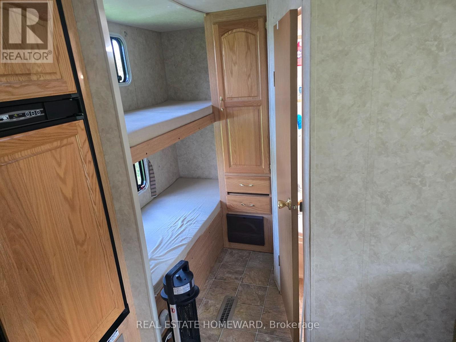 59 Nanticoke Valley Road, Haldimand, Ontario  N0A 1L0 - Photo 5 - X12553342