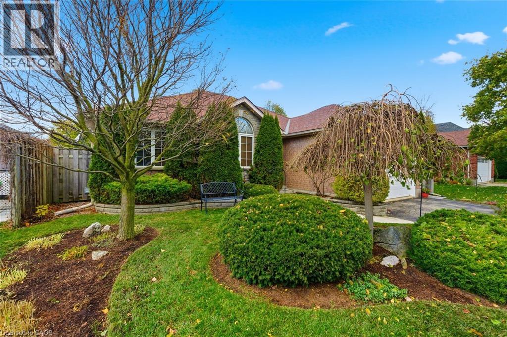 120 York Street E, Wellington, Ontario  N0B 1S0 - Photo 3 - 40785206