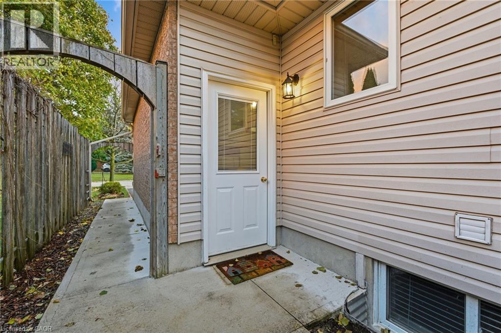 120 York Street E, Wellington, Ontario  N0B 1S0 - Photo 40 - 40785206