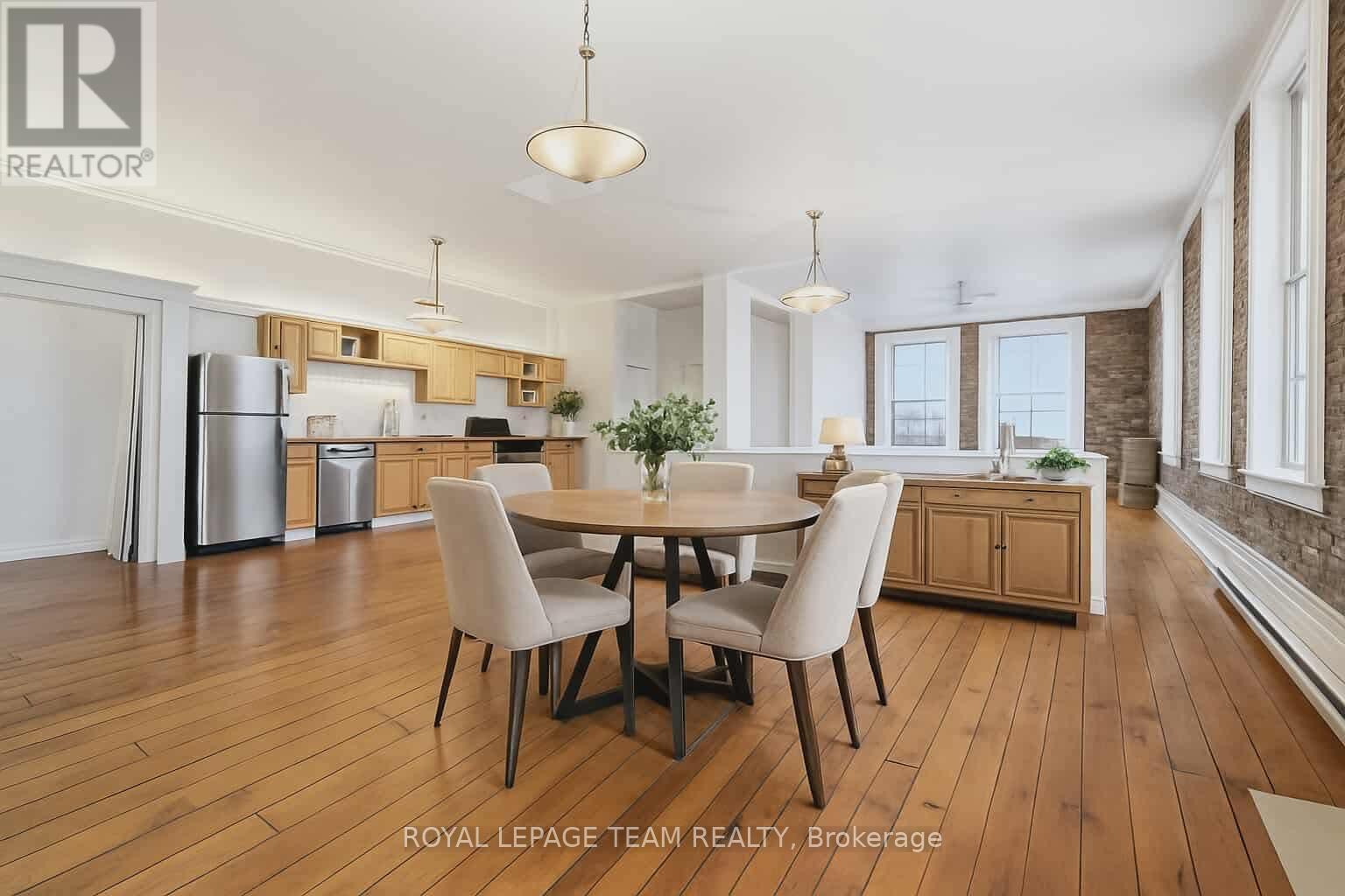 4 Elgin Street W, Arnprior, Ontario  K7S 1N3 - Photo 22 - X12553398