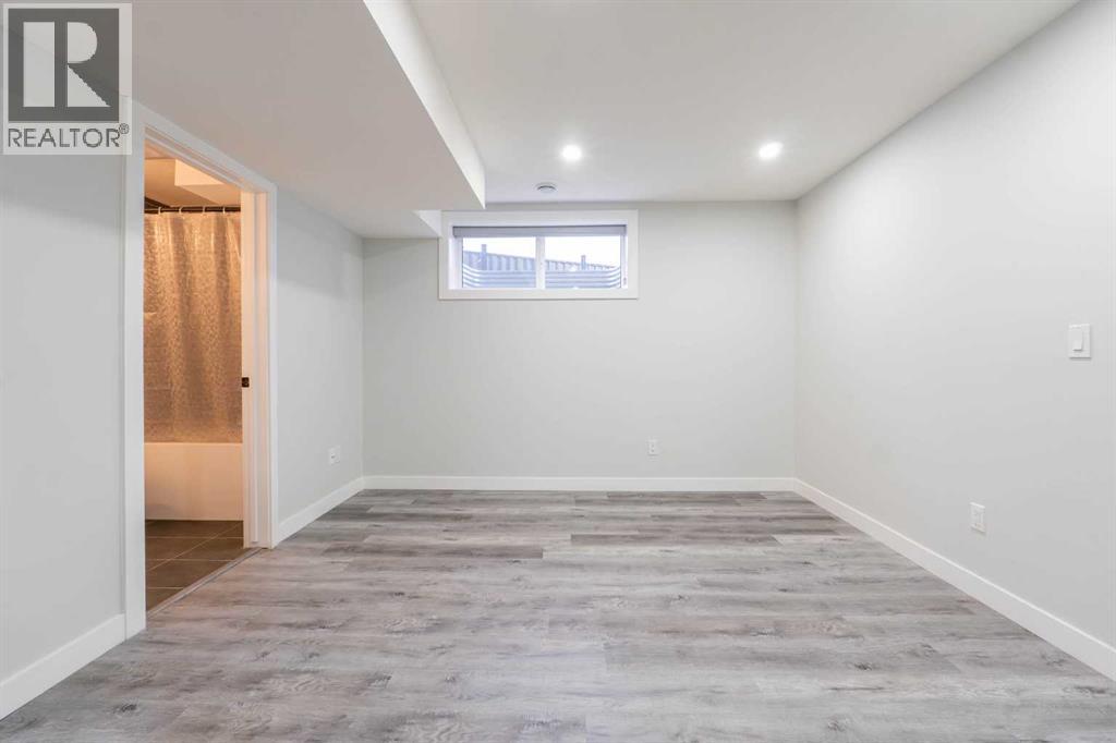 1153 Chinook Gate Bay Sw, Airdrie, Alberta  T4B 5J1 - Photo 44 - A2271021