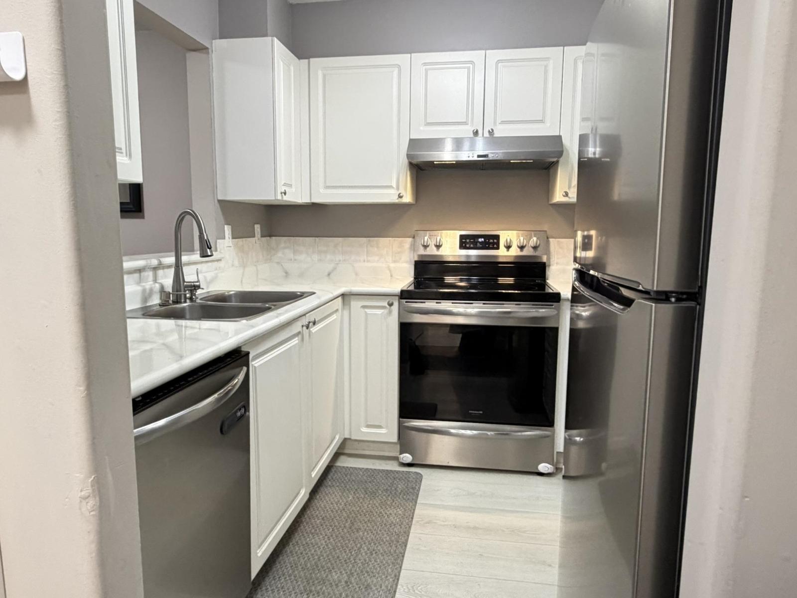 409 9979 140 Street, Surrey, British Columbia  V3T 5W2 - Photo 12 - R3066768