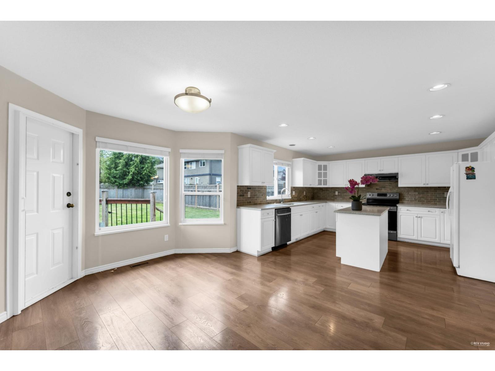 15674 101a Avenue, Surrey, British Columbia  V4N 4S4 - Photo 14 - R3068170