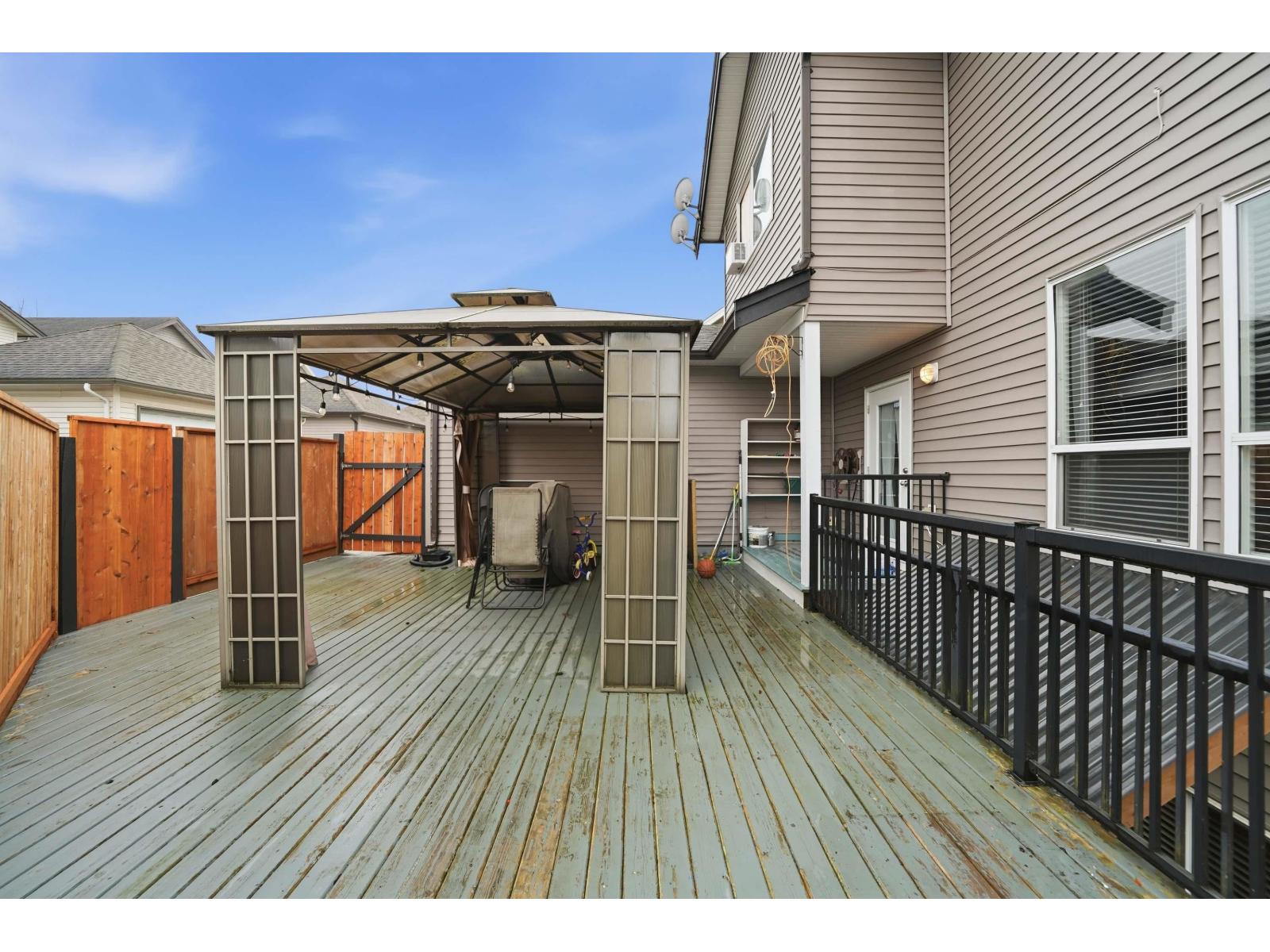 16459 59a Avenue, Surrey, British Columbia  V3S 6M6 - Photo 30 - R3067939