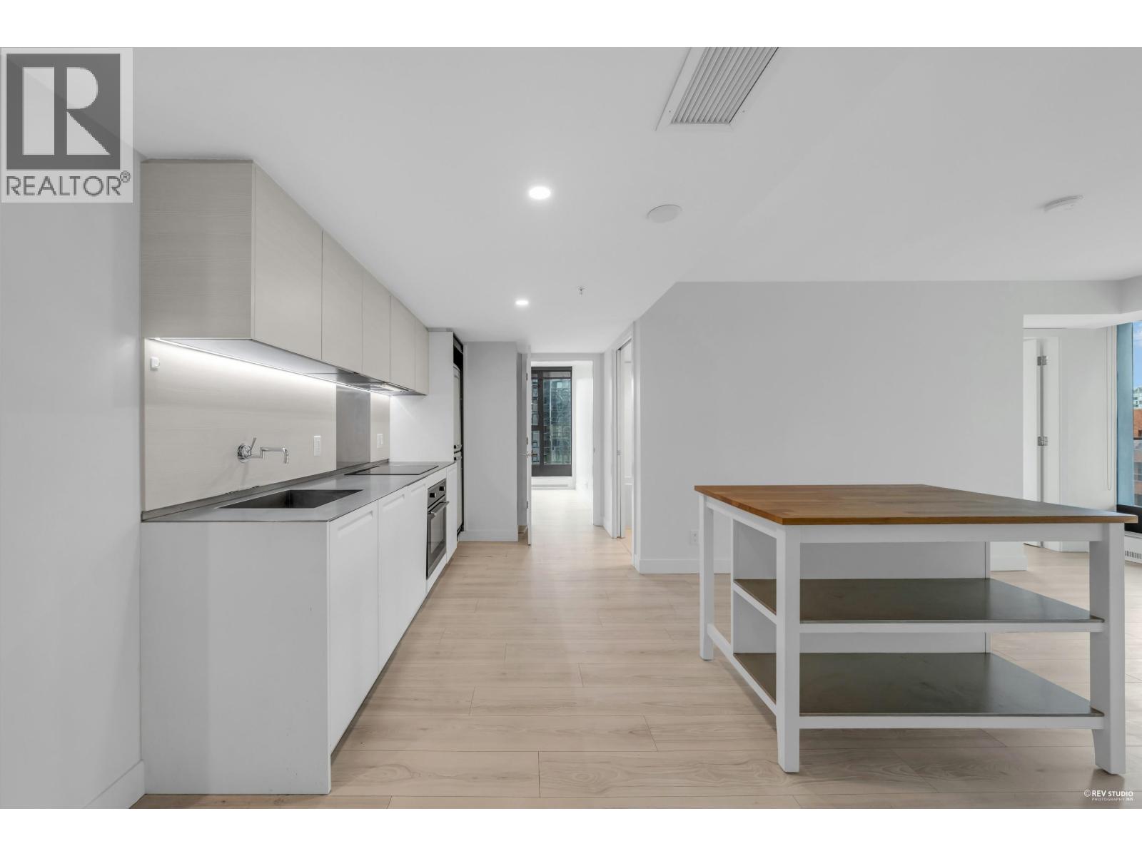 1902 1133 Hornby Street, Vancouver, British Columbia  V6Z 1W1 - Photo 4 - R3068132