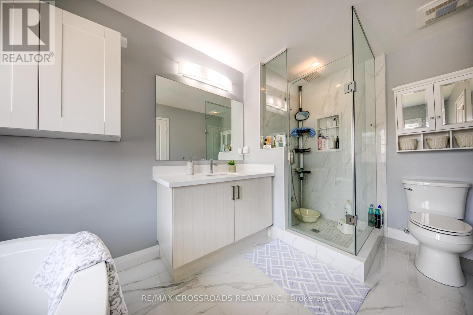 305 Clay Stones Street, Newmarket, Ontario L3X 0M1 - Photo 34 - N12553362