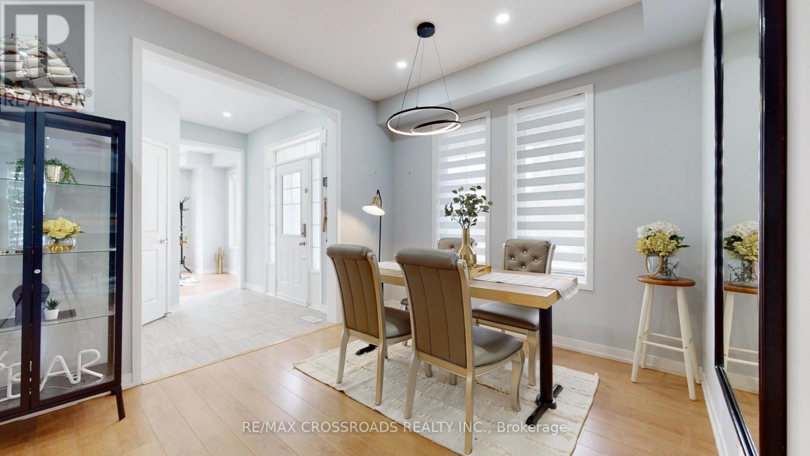 305 Clay Stones Street, Newmarket, Ontario L3X 0M1 - Photo 9 - N12553362