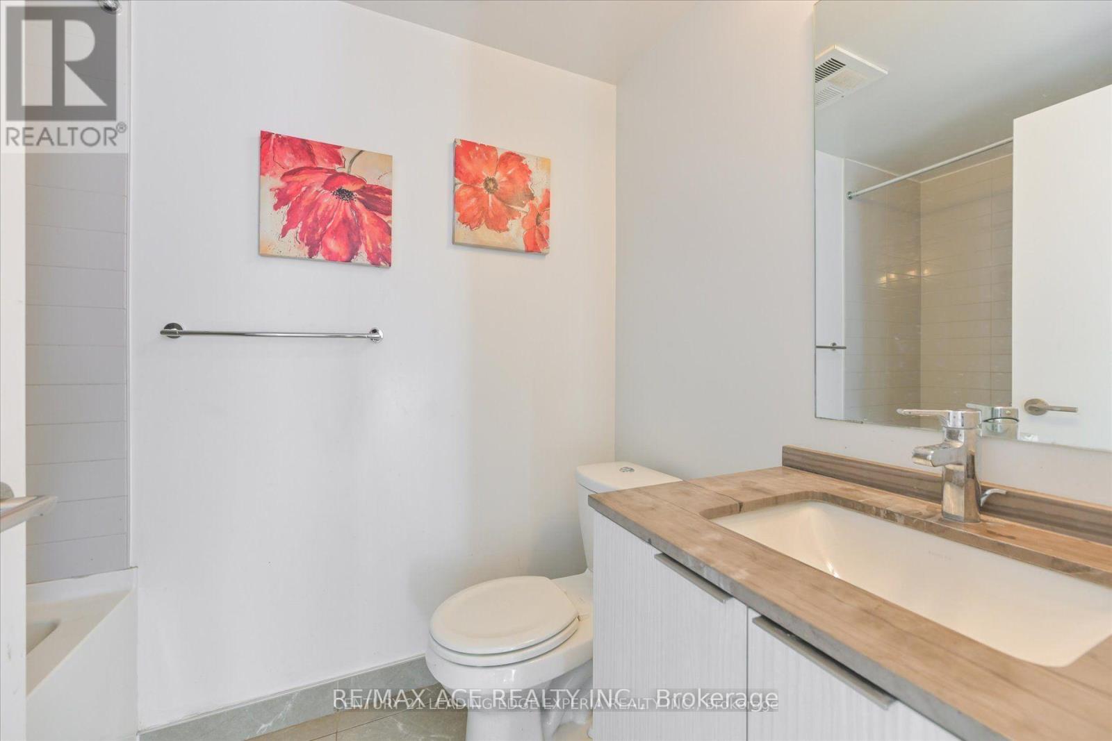 4408 - 11 Wellesley Street, Toronto, Ontario  M4Y 1E8 - Photo 20 - C12553404