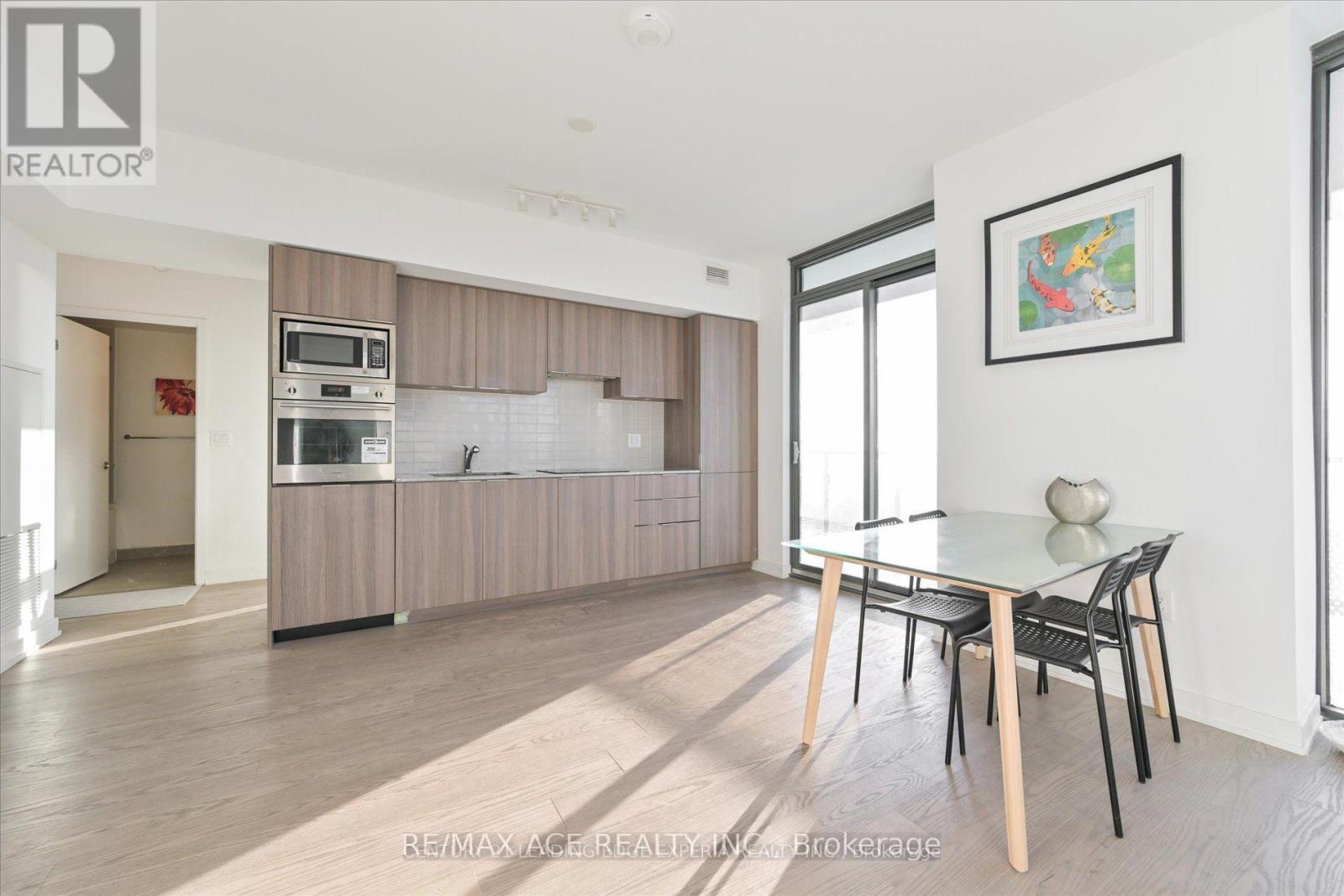 4408 - 11 Wellesley Street, Toronto, Ontario  M4Y 1E8 - Photo 9 - C12553404