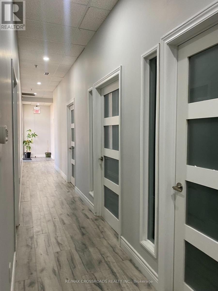 589 Middlefield Road, Toronto, Ontario  M1V 2Z1 - Photo 4 - E12553386