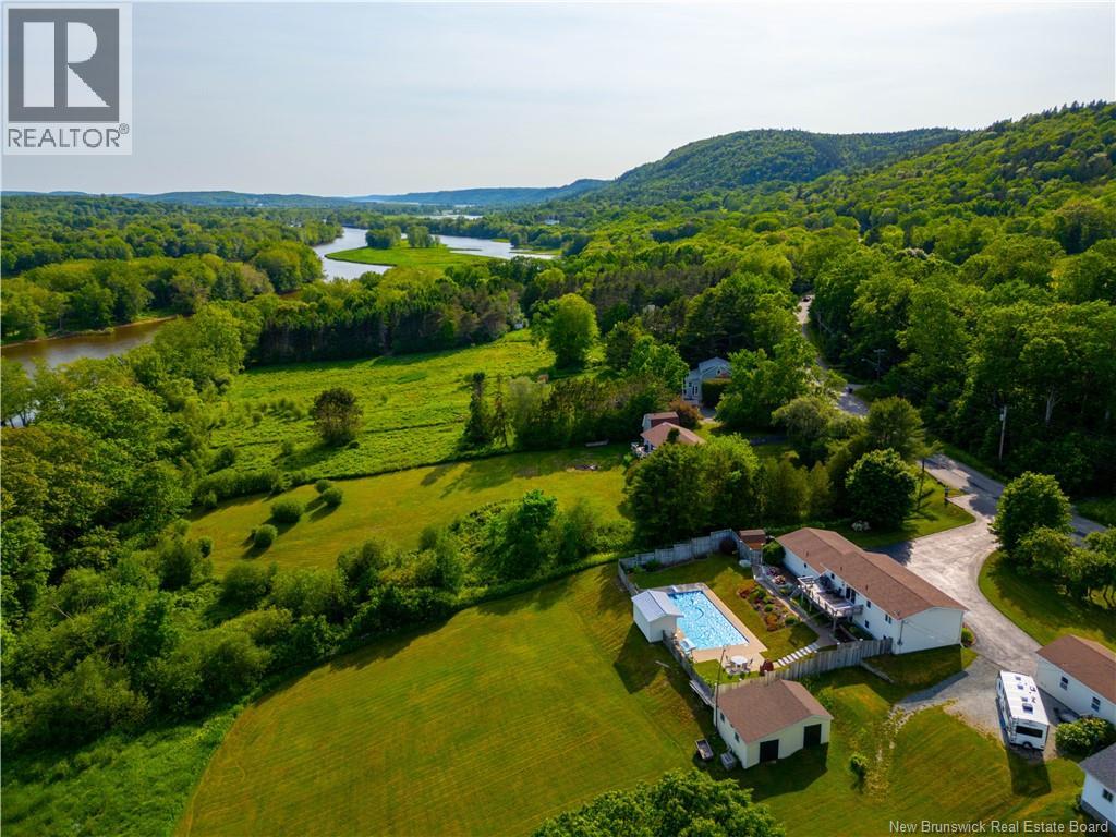 1496 Main Street, Hampton, New Brunswick  E5N 6H1 - Photo 10 - NB127654