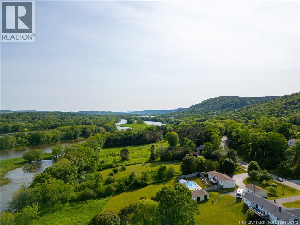 1496 Main Street, Hampton, New Brunswick  E5N 6H1 - Photo 11 - NB127654