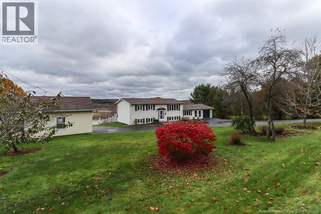 1496 Main Street, Hampton, New Brunswick  E5N 6H1 - Photo 3 - NB127654