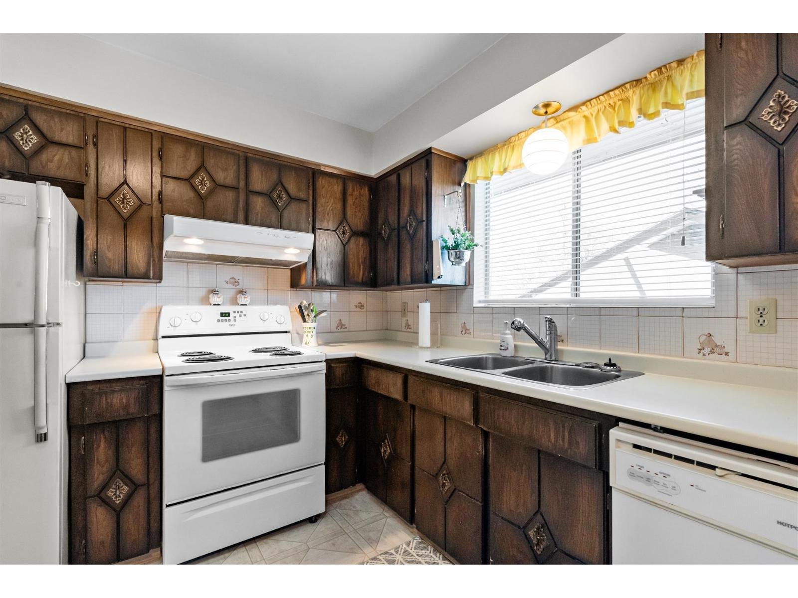 1518 Parker Place, White Rock, British Columbia  V4B 4S5 - Photo 11 - R3053495