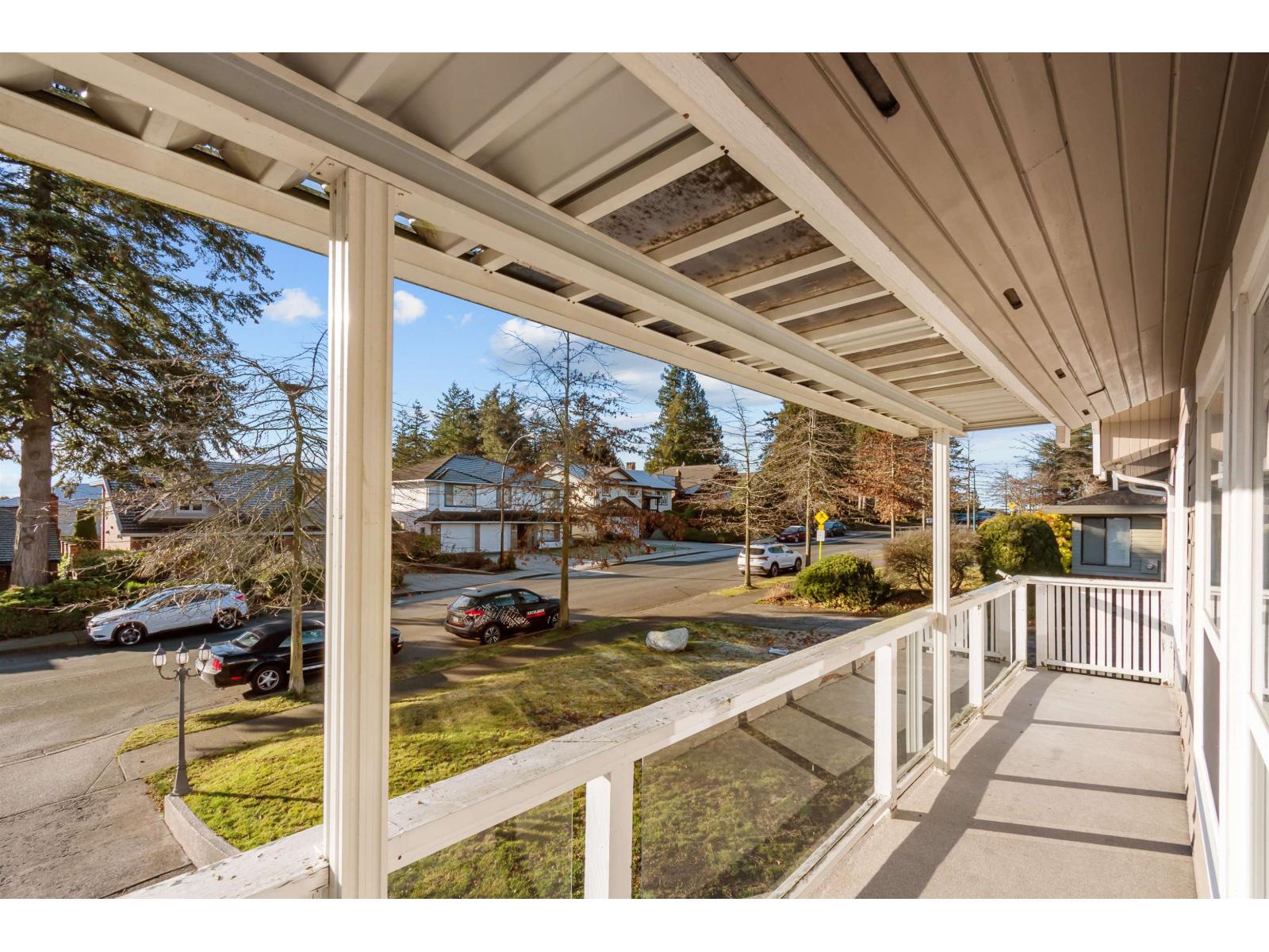 15531 Roper Avenue, White Rock, British Columbia  V4B 2G4 - Photo 8 - R3029492