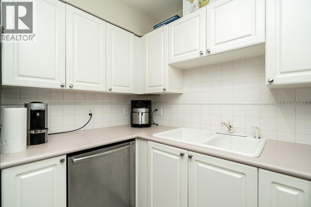 304 488 Helmcken Street, Vancouver, British Columbia  V6B 6E4 - Photo 15 - R3060046