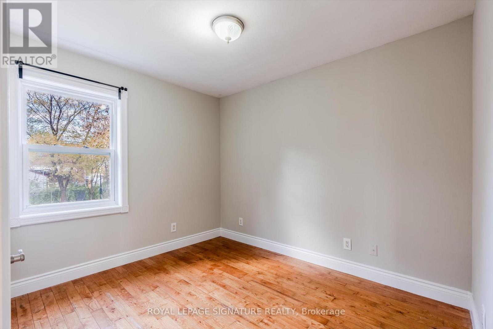 136 Meighen Avenue, Toronto, Ontario M4B 2H9 - Photo 23 - E12553298