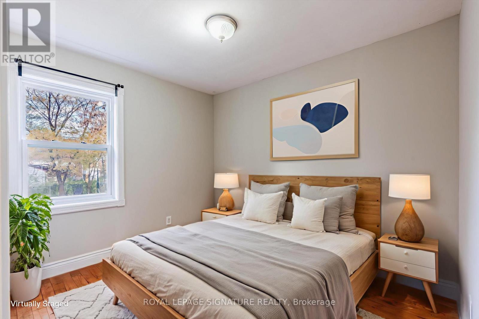 136 Meighen Avenue, Toronto, Ontario M4B 2H9 - Photo 4 - E12553298