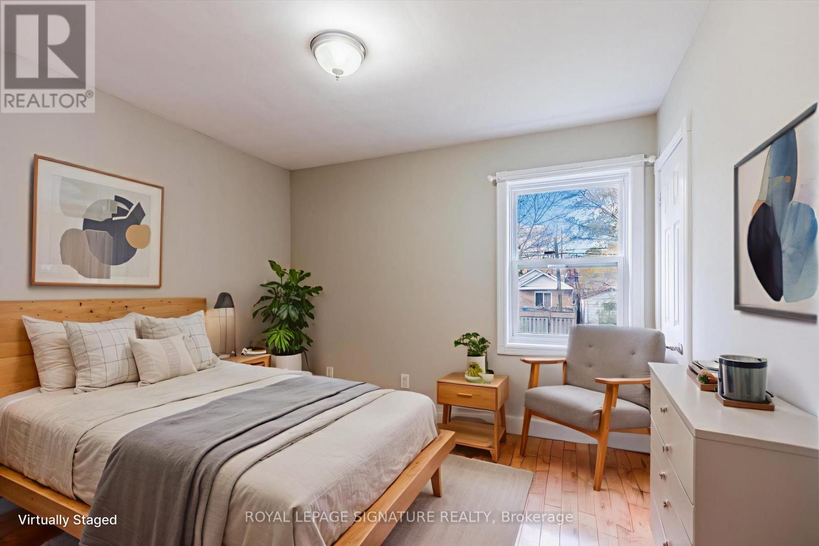 136 Meighen Avenue, Toronto, Ontario M4B 2H9 - Photo 5 - E12553298