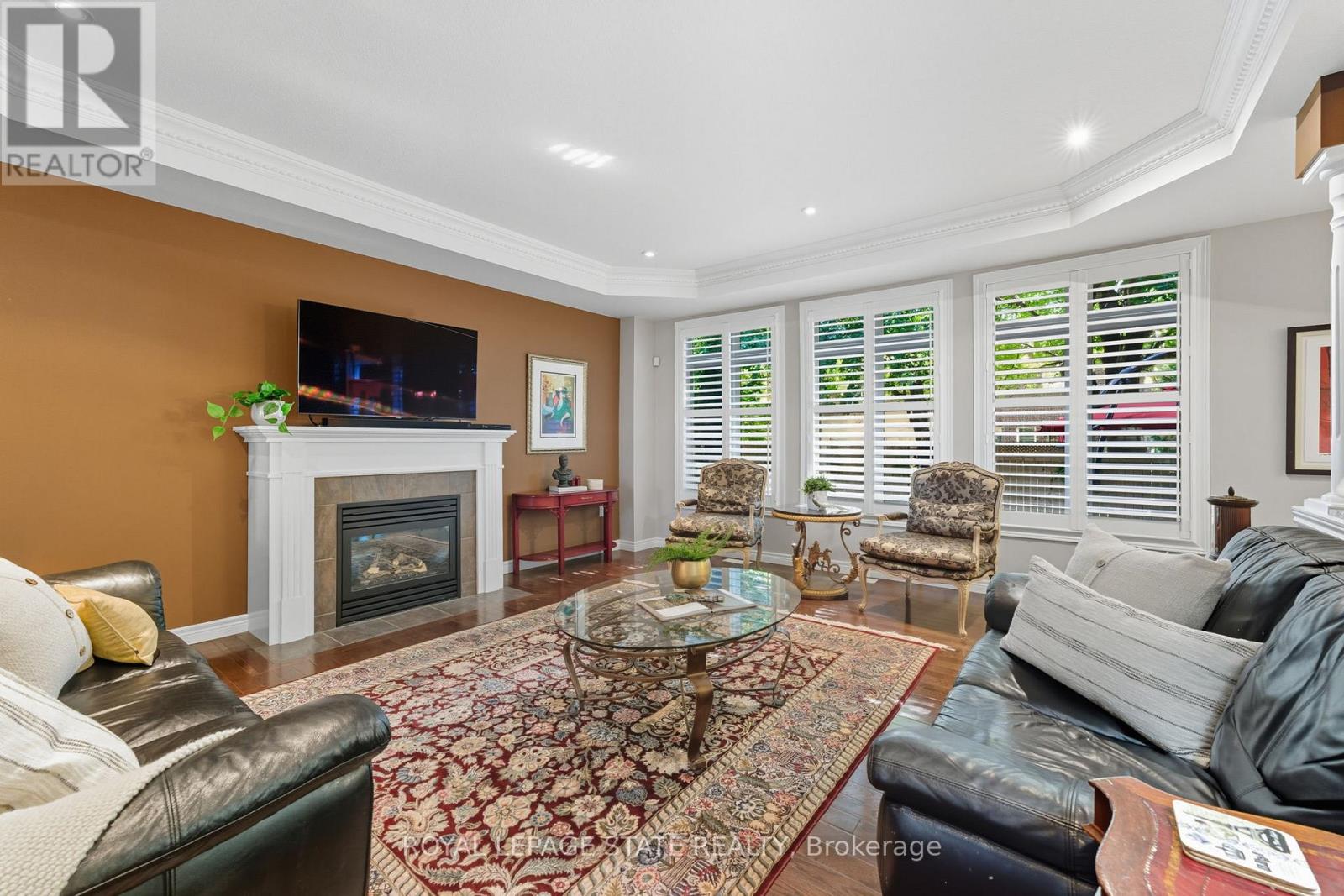 20 Lorupe Court, Hamilton, Ontario  L9G 0C8 - Photo 10 - X12440232