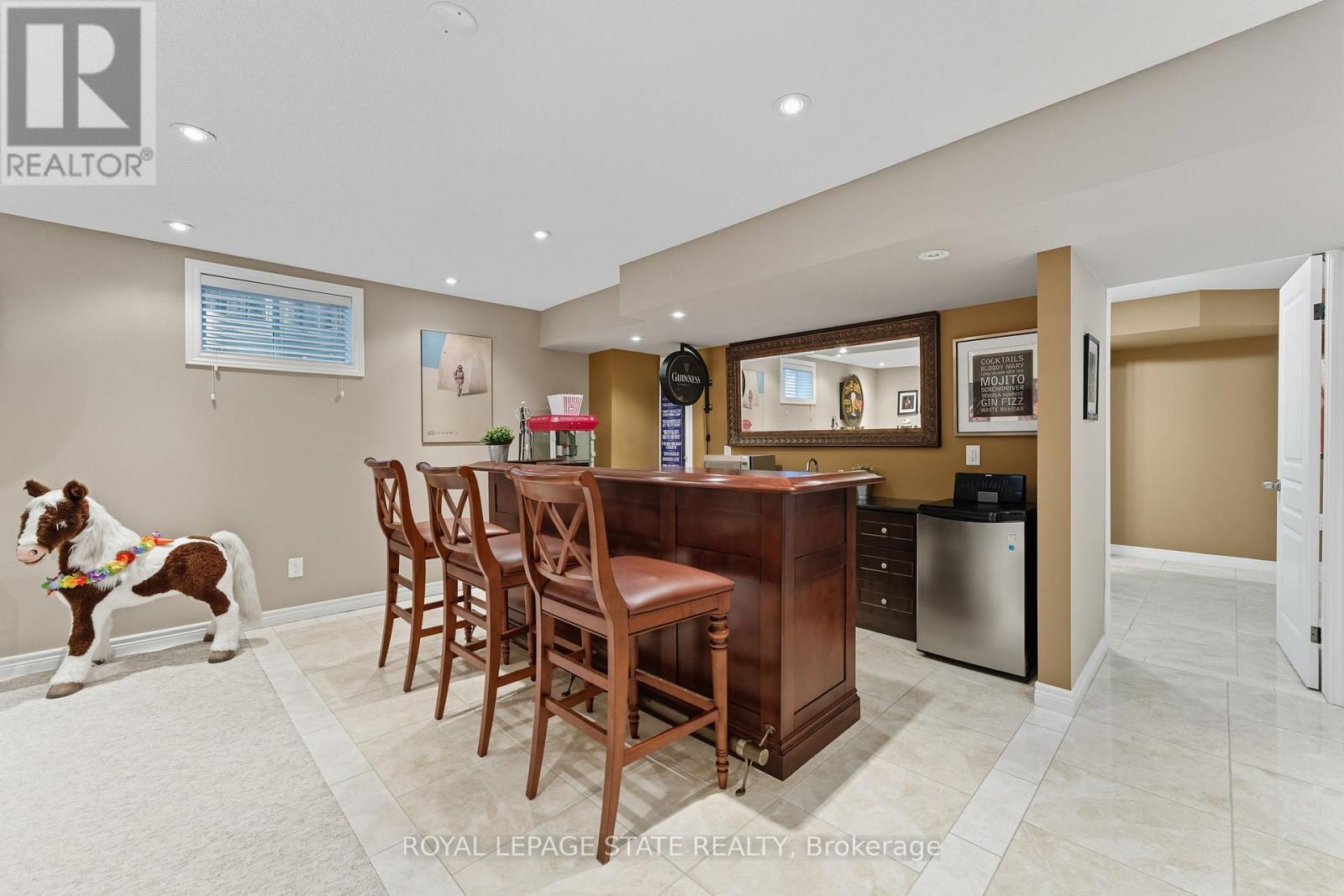 20 Lorupe Court, Hamilton, Ontario  L9G 0C8 - Photo 27 - X12440232
